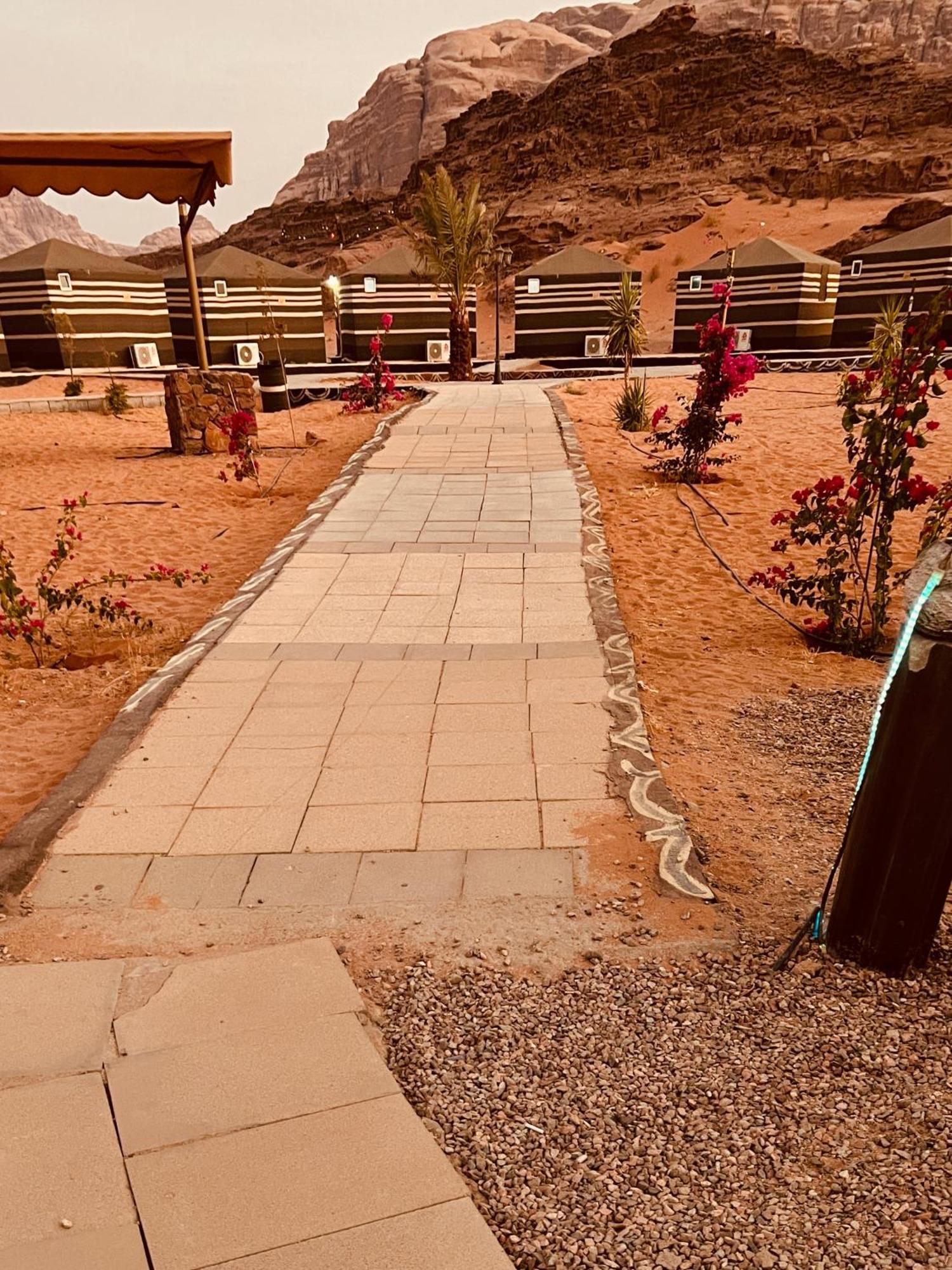 Revan Rum Luxury Camp Wadi Rum Exterior photo