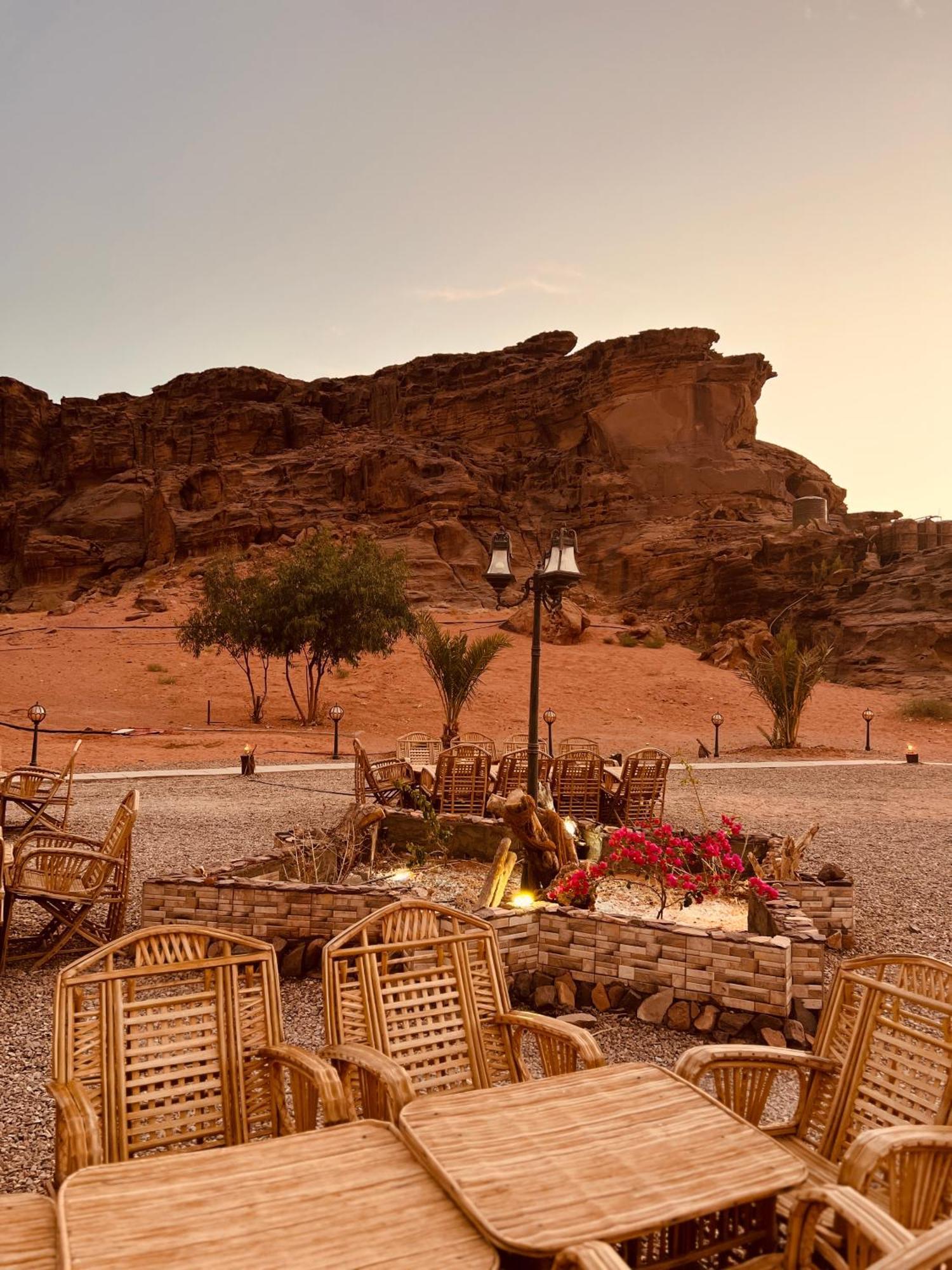 Revan Rum Luxury Camp Wadi Rum Exterior photo