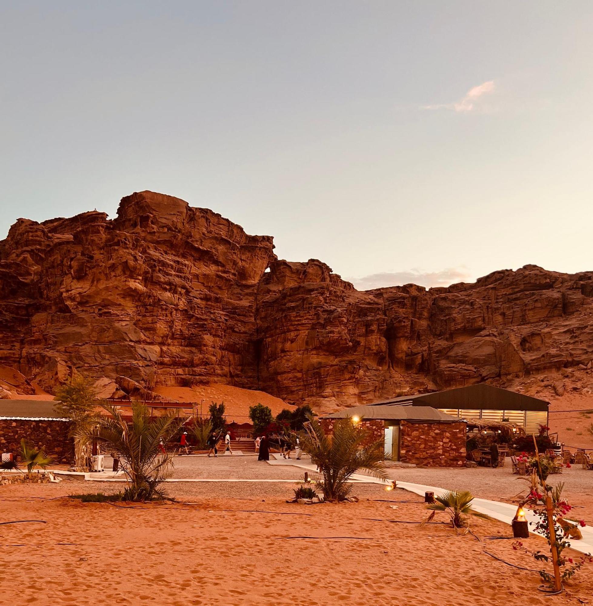 Revan Rum Luxury Camp Wadi Rum Exterior photo